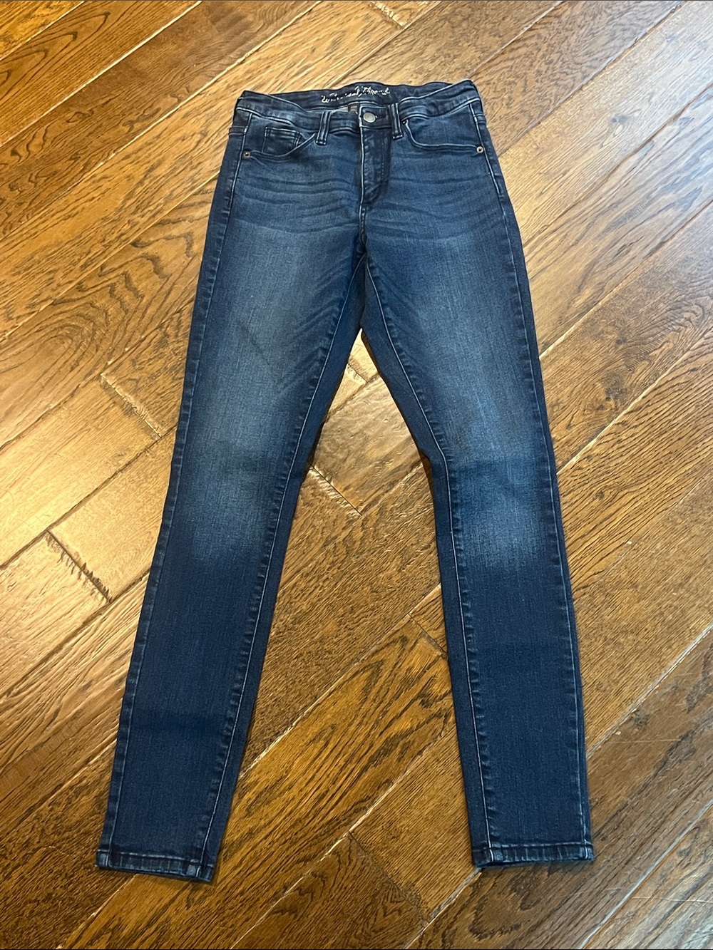 Universal Thread Dark Wash Skinny Jeans